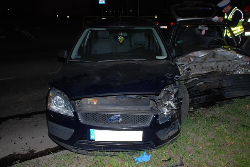 Pruszcz Gd.: Wypadek na Grota Roweckiego. Kierowcy trafili do szpitala