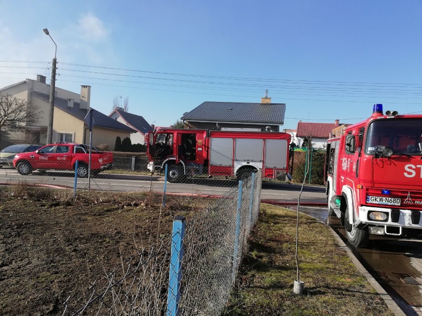 Pożar przy ul. Granicznej w Kwidzynie. W akcji 7 zastępów straży pożarnej [ZDJĘCIA]