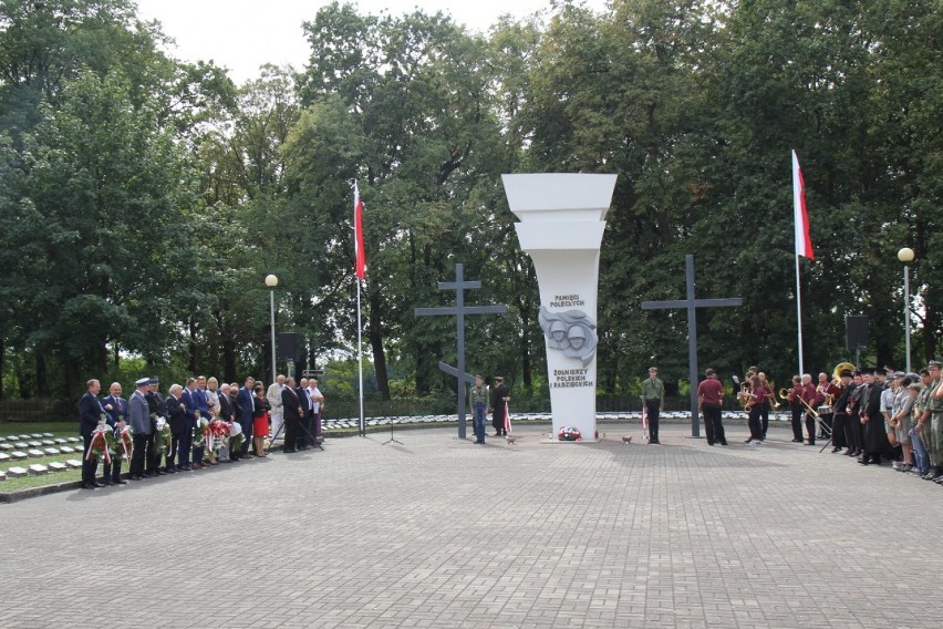 Obchody 80 rocznicy wybuchu II Wojny Światowej na Cmentarzu Wojennym
