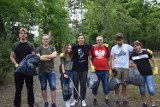 Park Powstańców Wlkp. Śrem. Młodzi śremianie posprzątali park 