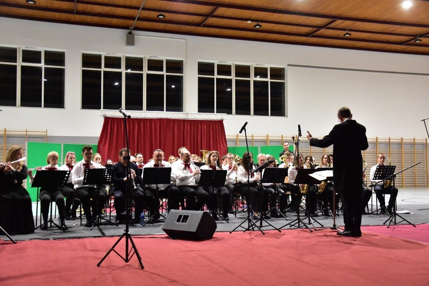 Doroczny koncert orkiestr ze Strzelna i Gąsawy.