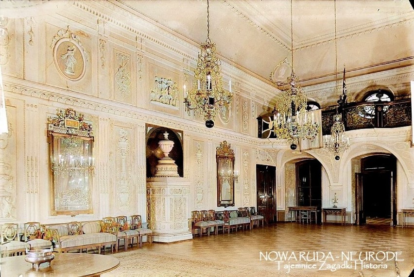 Sala balowa bożkowskiego pałacu.