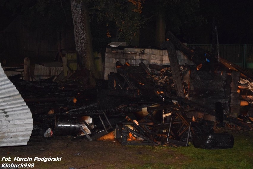 Pożar budynków gospodarczych w Iwanowicach Dużych FOTO