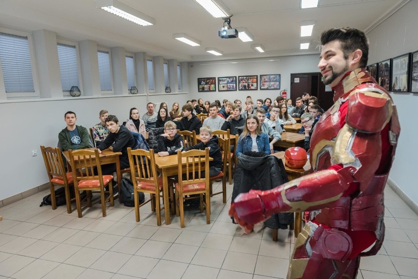 Człuchów. Ironman zdradził, jakie są jego moce