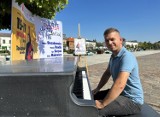Fortepian na pl. Kościuszki w Tomaszowie zachęca do gry i promuje Love Polish Jazz Festival - ZDJĘCIA, VIDEO