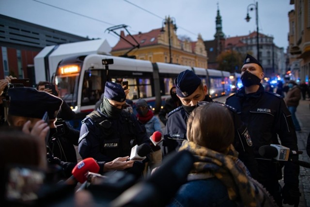 Po poprzednim proteście policja skierowała wnioski o ukaranie do sądu. Manifestanci zablokowali Gdańską, ale planowanej blokady rond nie było