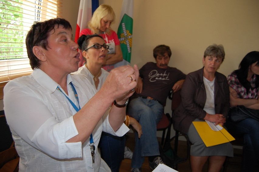 Ostra dyskusja na sesji Rady Gminy Ostaszewo o zwolnieniach nauczycieli w miejscowym Zespole Szkół