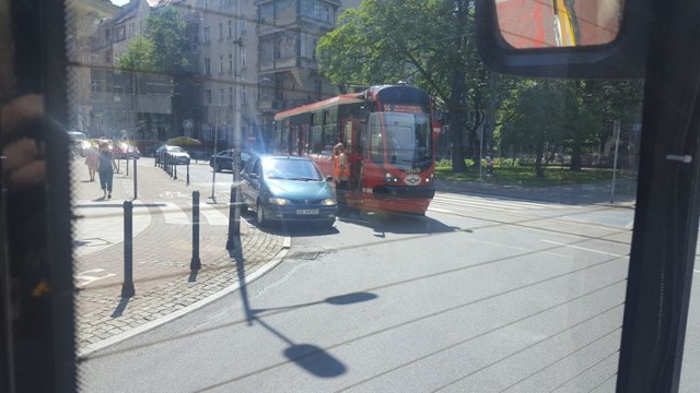 Tramwaj wykoleił się na placu Miarki w Katowicach