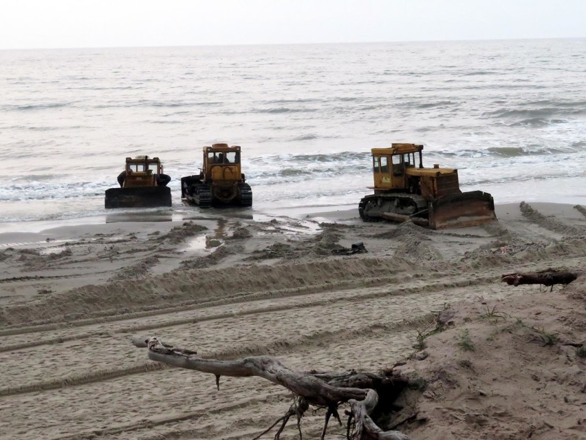 Podczas prac refulacyjnych na plaży w Ustce, w minioną...