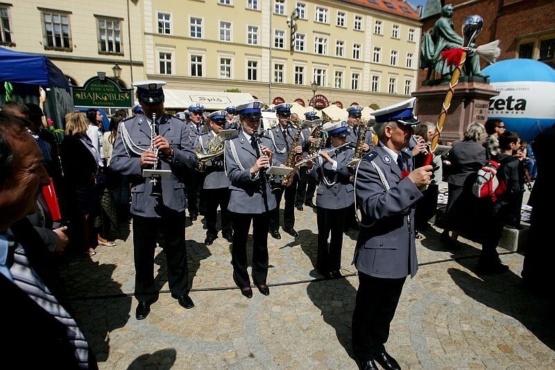 Wrocław: &quot;Mogiły pradziada ocal od zapomnienia&quot;. Patriotyczny koncert na Rynku