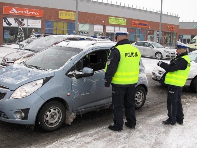 Trzeźwy poranek - od godz. 5.00 do 8.00 mundurowi sprawdzili trzeźwość aż u 636 kierowców! Wszyscy byli trzeźwi!