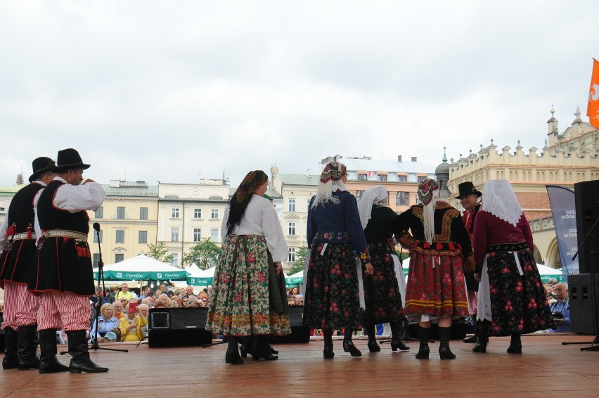 Kraków. Festiwal Pierogów i Targi Sztuki Ludowej [ZDJĘCIA]