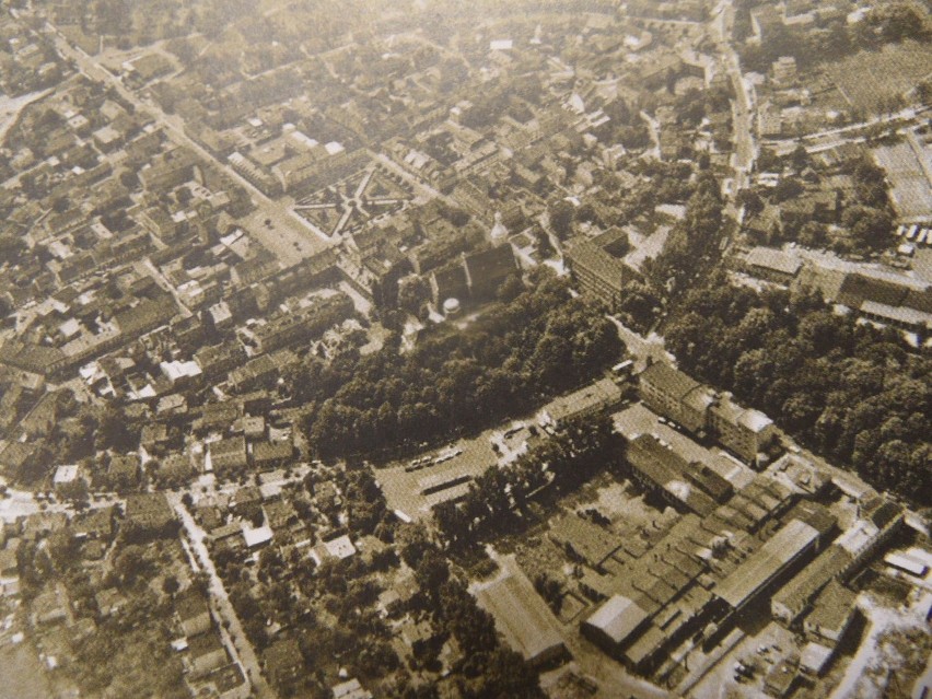 Widok na Stare Miasto - początek lat 90.