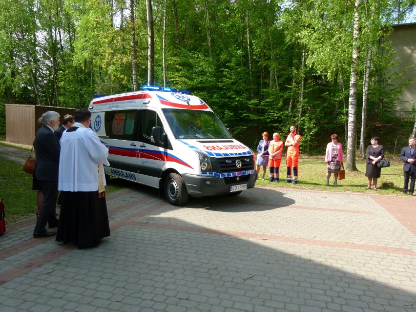 Nowa karetka dla pogotowia w Kroczycach [FOTO]