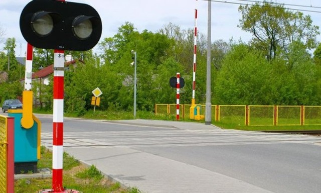 W ramach programu Polskich Lini Kolejowych 40 przejazdów w ...