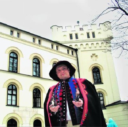 Leszek Młodzianowski zachęca do odwiedzania sanktuariów na Żywiecczyźnie.