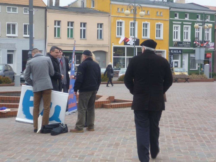 Twój Ruch w Chodzieży badał nastroje i poparcie [ZDJĘCIA]