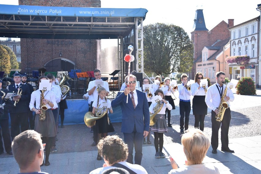Spotkanie Orkiestr Dętych w Żninie: "Żnińska jesień w rytmie marsza" [zdjęcia, wideo]
