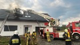 Dramatyczny pożar. Strażacy z OSP w powiecie żywieckim stracili dach nad głową. Sprawdź, jak możesz im pomóc! 