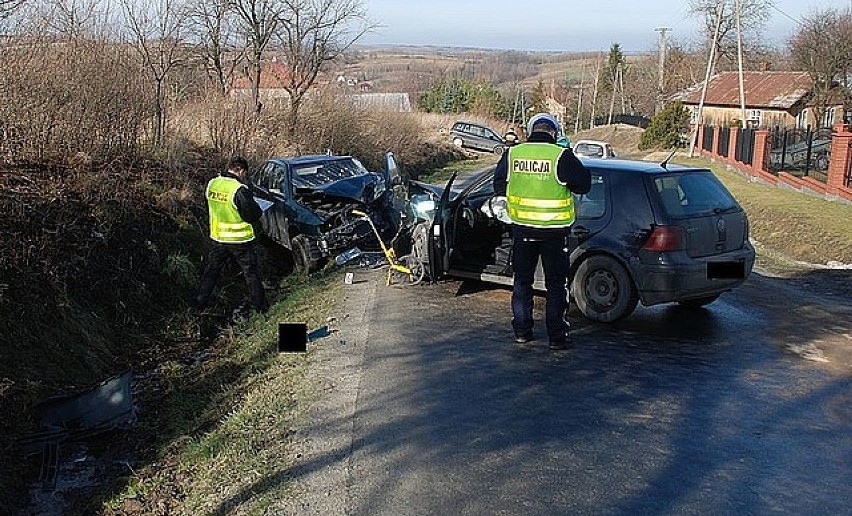 Wypadek w Pruchniku. Trzy osoby zostały ranne