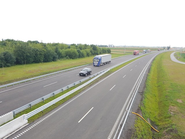 Obwodnica Inowrocławia. Umowa na budowę podpisana została w 2014 roku, pierwszy etap oddany został w 2017