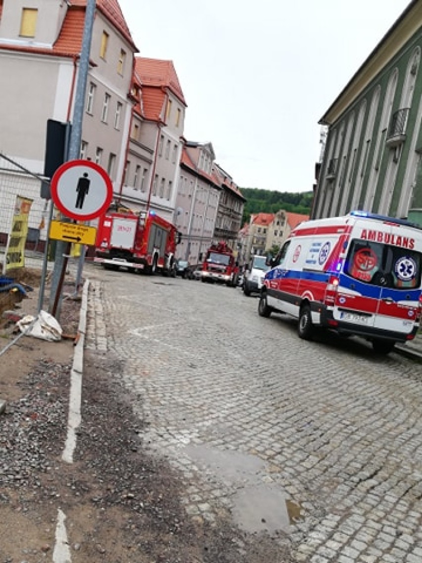 Ciało mężczyzny zobaczyli przez dziurkę od klucza na Nowym Mieście