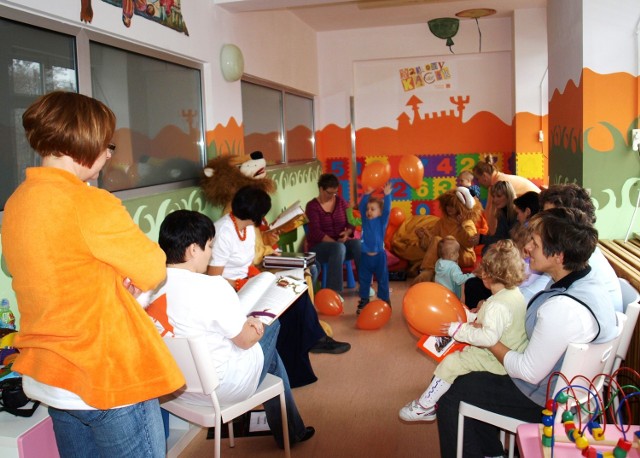 Wolontariusze w mieleckim szpitalu pomagają dzieciom powrócić do zdrowia