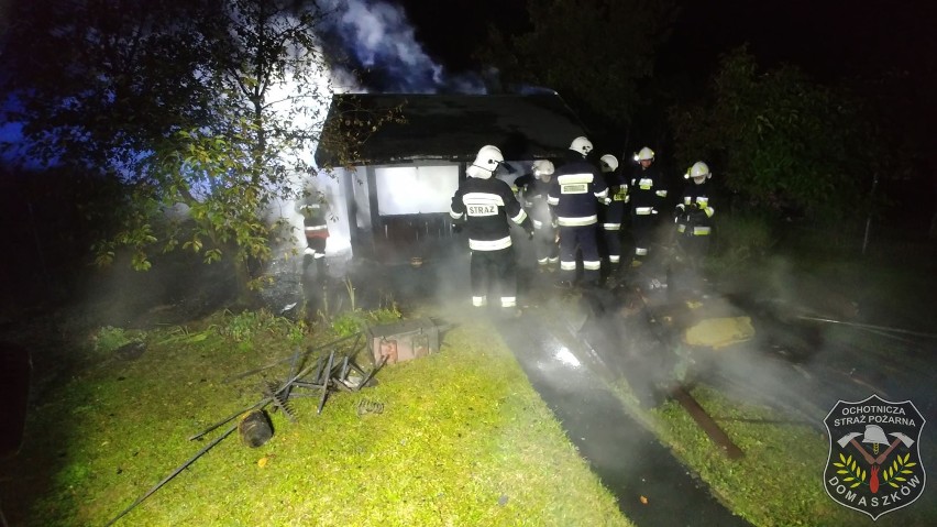 Płonęła altanka w Międzylesiu. Na miejsce zadysponowano trzy jednostki straży pożarnej (ZDJĘCIA)