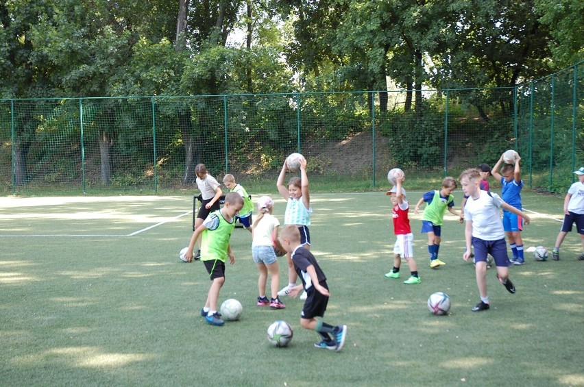 Wakacyjna Akademia Futbolu rozpoczęła się 10 lipca i potrwa...