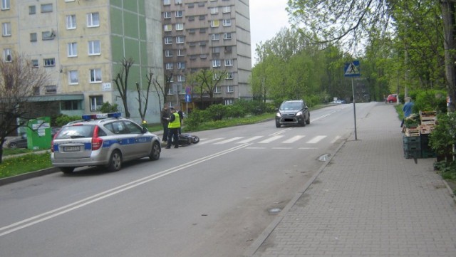 Wypadek w Świętochłowicach: Motorowerzysta potrącił kobietę