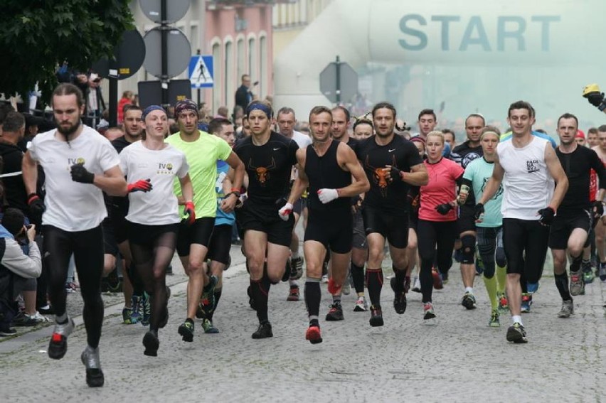 Bieg Szlakiem Wygasłych Wulkanów. Mundurowi na podium