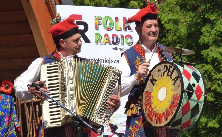 Kapele rżną od ucha do ucha! Wielka rewia folkloru w Busku-Zdroju