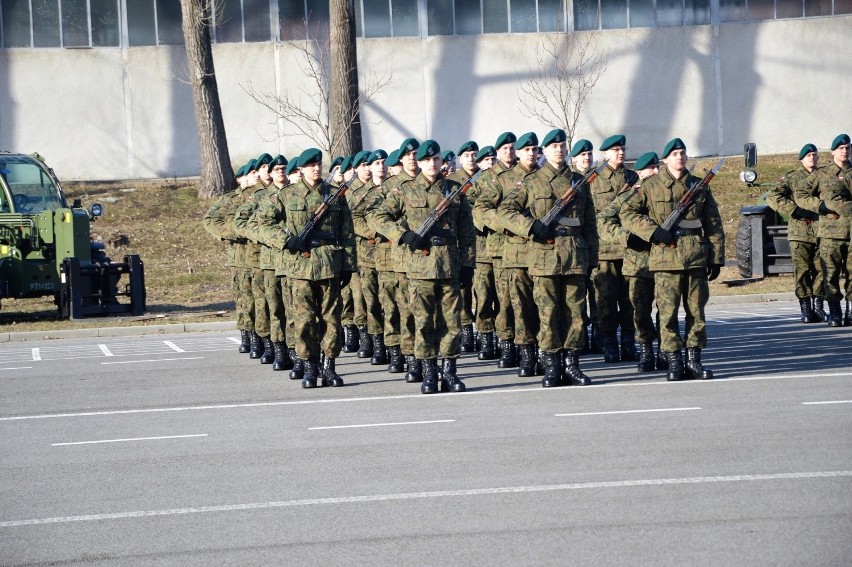 Przysięga u opolskich logistyków.