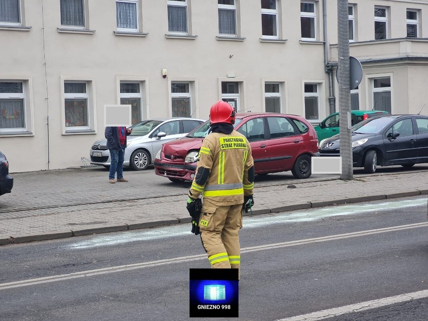 Gniezno. Kolizja trzech aut na ul. Kościuszki