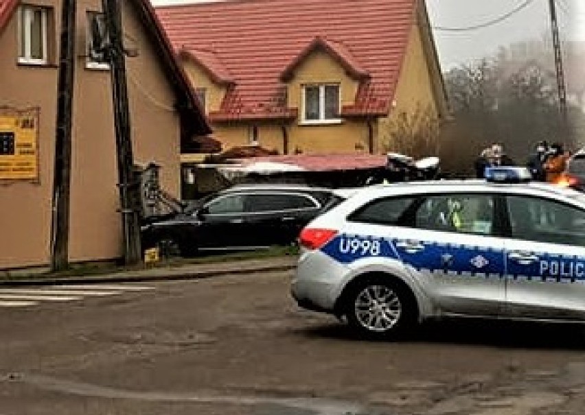 Kolizja dwóch pojazdów na skrzyżowaniu ulic Konopnickiej i Poniatowskiego w Jastrowiu