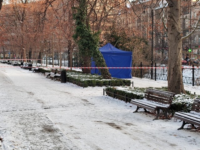 Ciało człowieka zostało odnalezione w Fosie Miejskiej, w pobliżu pl. Wolności