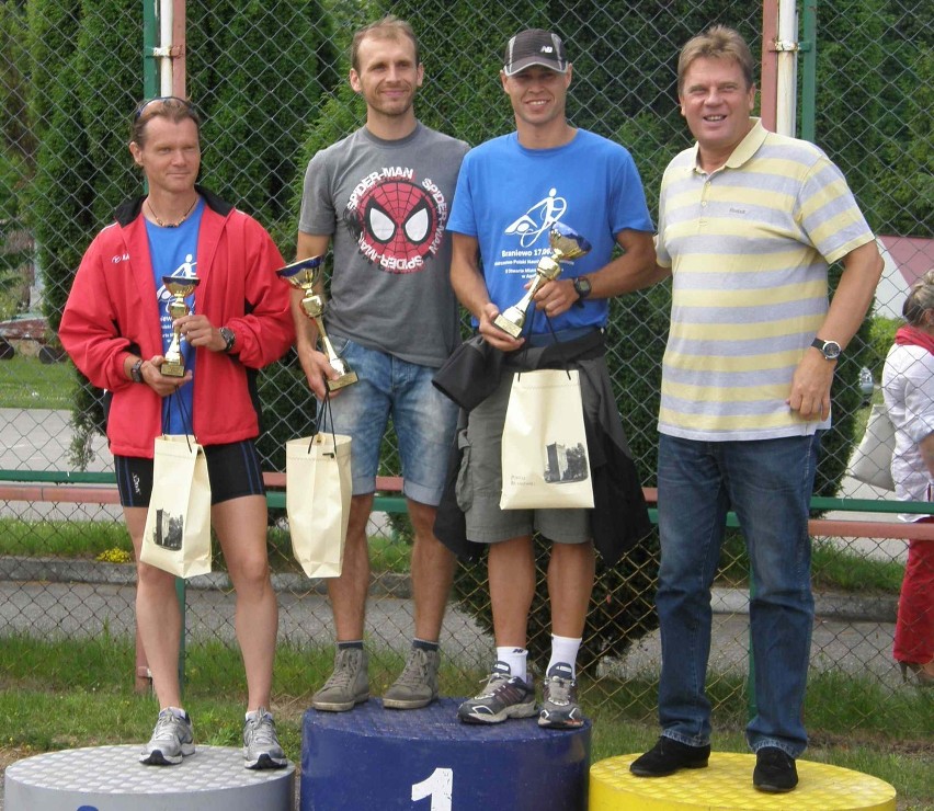 Malborczycy rywalizowali w aquathlonie w Braniewie. Dobra postawa zawodników Delfina i MKS Triathlon