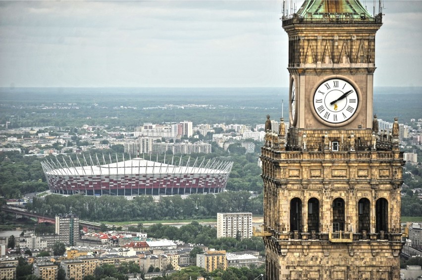 Warszawiacy lubią swoje miasto. Cenią je za komfort i jakość życia. Znamy wyniki Barometru Warszawskiego