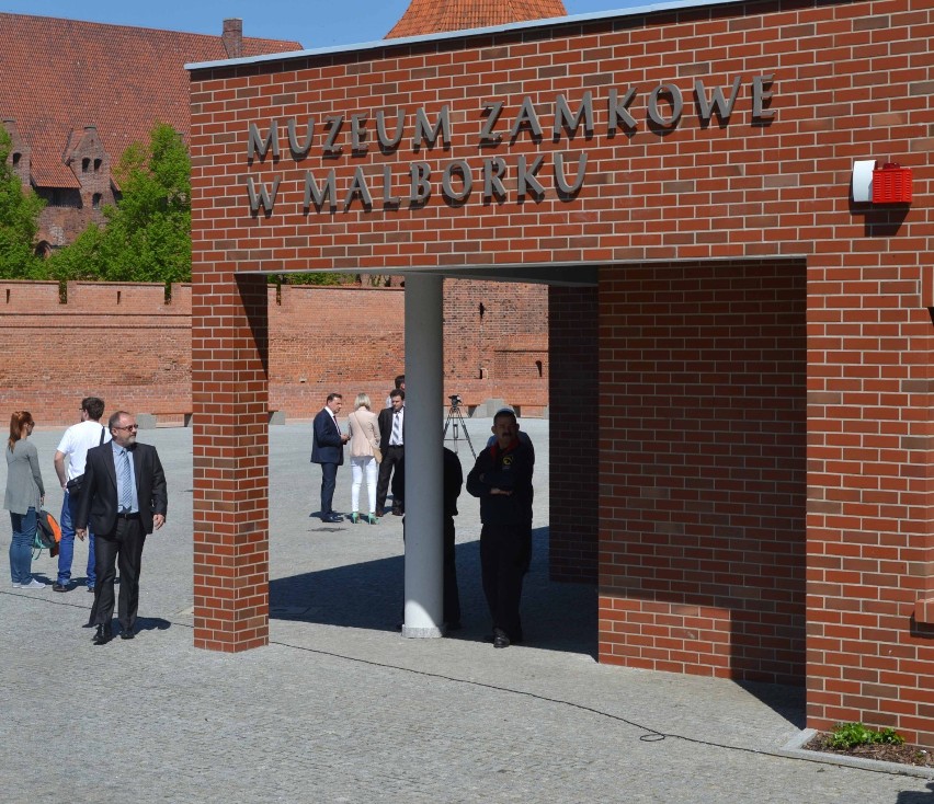 Nowe wejście do malborskiego zamku oficjalnie otwarte [ZDJĘCIA]