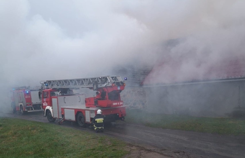 Pożar we wsi Mirocin Średni wybuchł w czwartek popołudniu,...