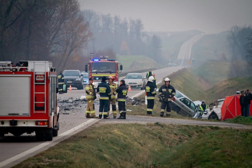 Karambol na łączniku. Nie żyje 25-latek. Prokuratura wszczyna śledztwo! [AKTUALIZACJA]  