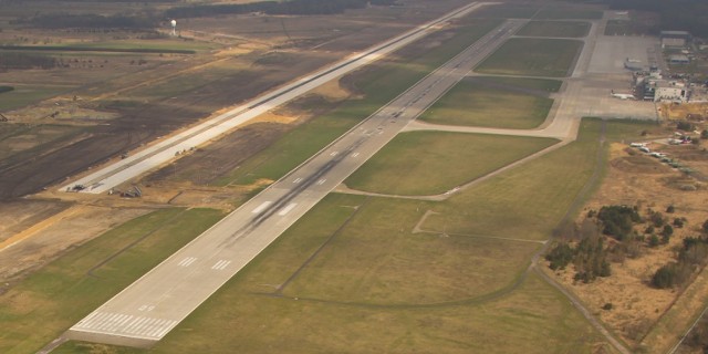 W Katowice Airport rozpoczęły się prace przy układaniu ...