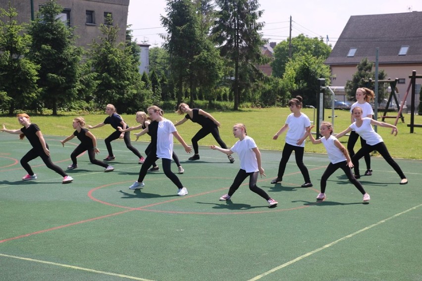 90-lecie Szkoły Podstawowej w Sadowie 7.06.2019.