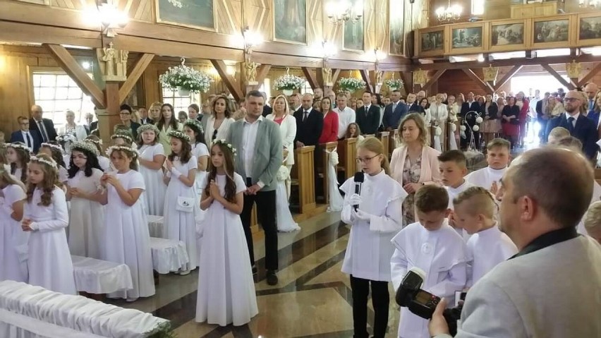 Pierwsza Komunia Święta w parafii Najświętszego Serca...