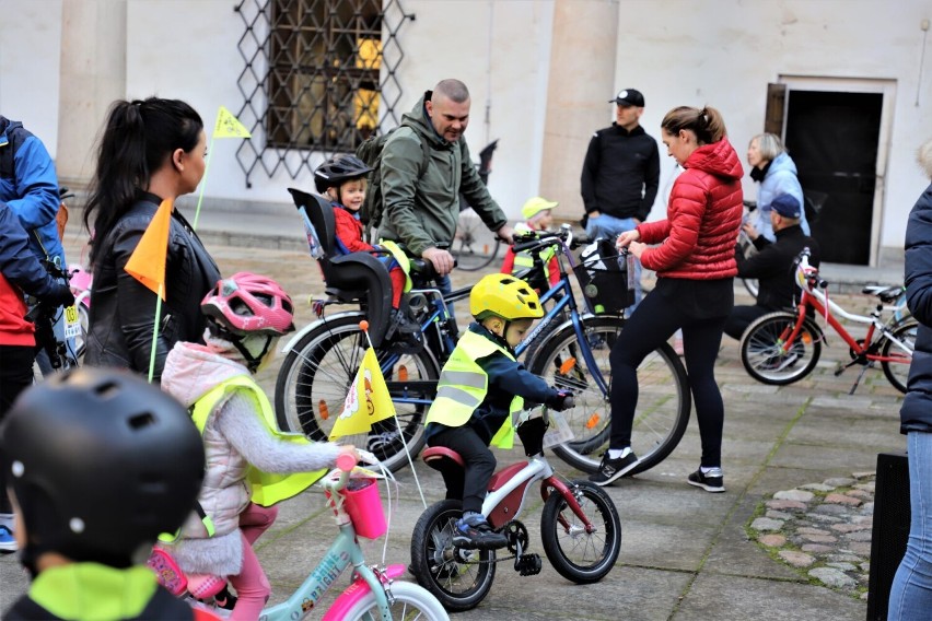 Rowerowy Rajd Przedszkolaka - Brzeg 9.10.2021r.