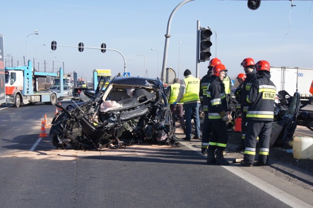 Tragiczny wypadek na DK 1 pod Radomskiem. Zginęła 1 osoba