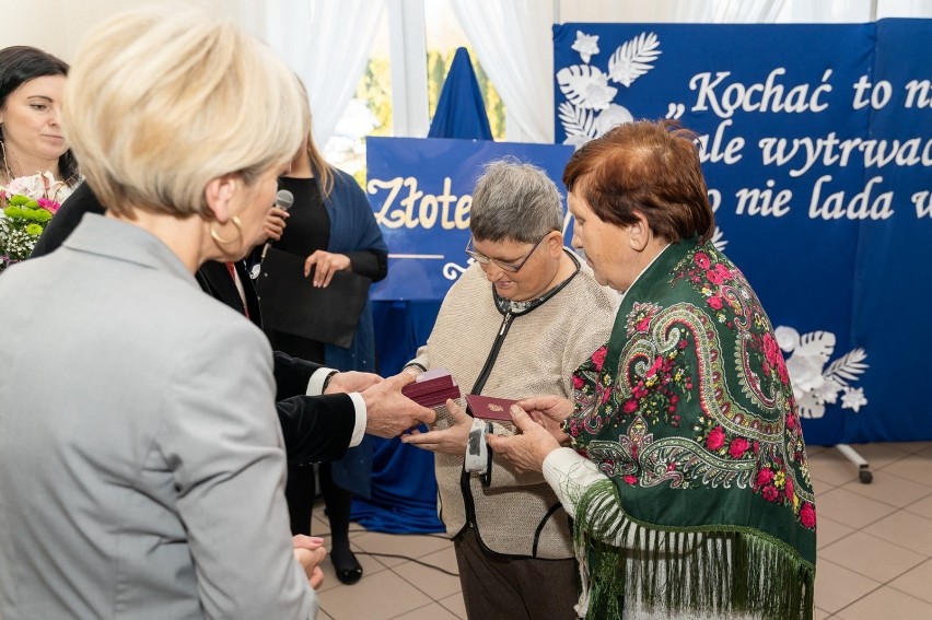 Medale za długoletnie pożycie w gminie Skierniewice [ZDJĘCIA]
