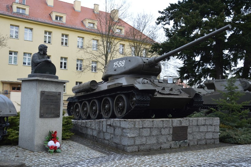 Skromni żołnierze pomogli ofierze wypadku