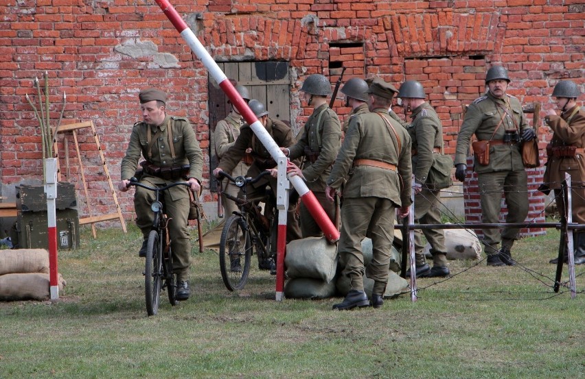 Podczas festynu na Cytadeli  zaplanowano pokazy sprzętu...