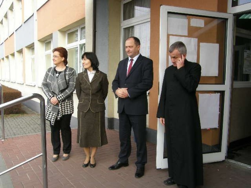 Komu przeszkadzają uroczystości religijne w szkole w Kłobucku? Czy w ogóle powinny mieć tam miejsce?